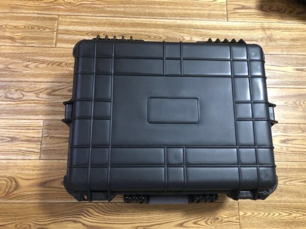 Hard Plastic Rolling Case